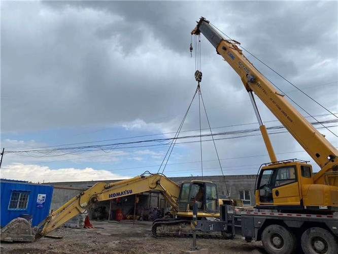 惠山区25吨吊车的工作半径是多少？